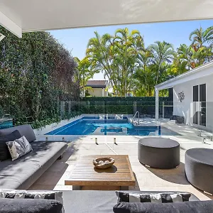  Holiday home Family & Pet-friendly Luxury Near Hastings St