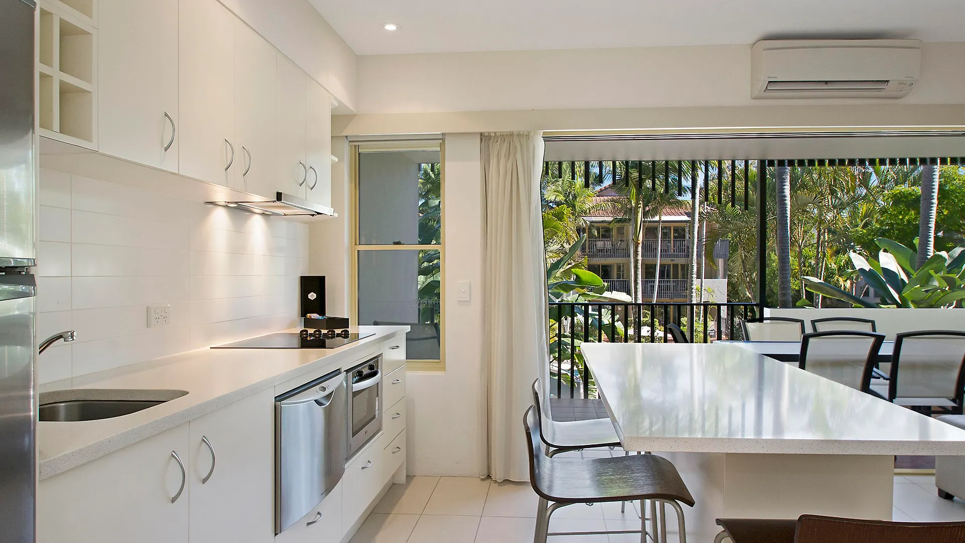 Mantra French Quarter Noosa Aparthotel