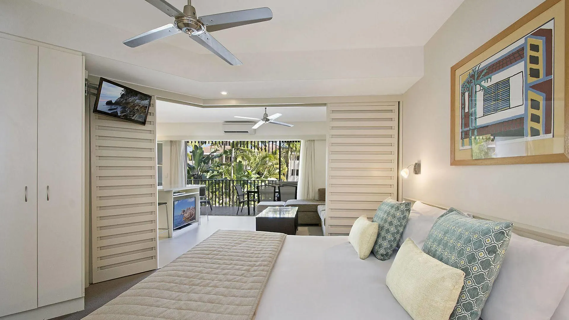 Mantra French Quarter Noosa Aparthotel