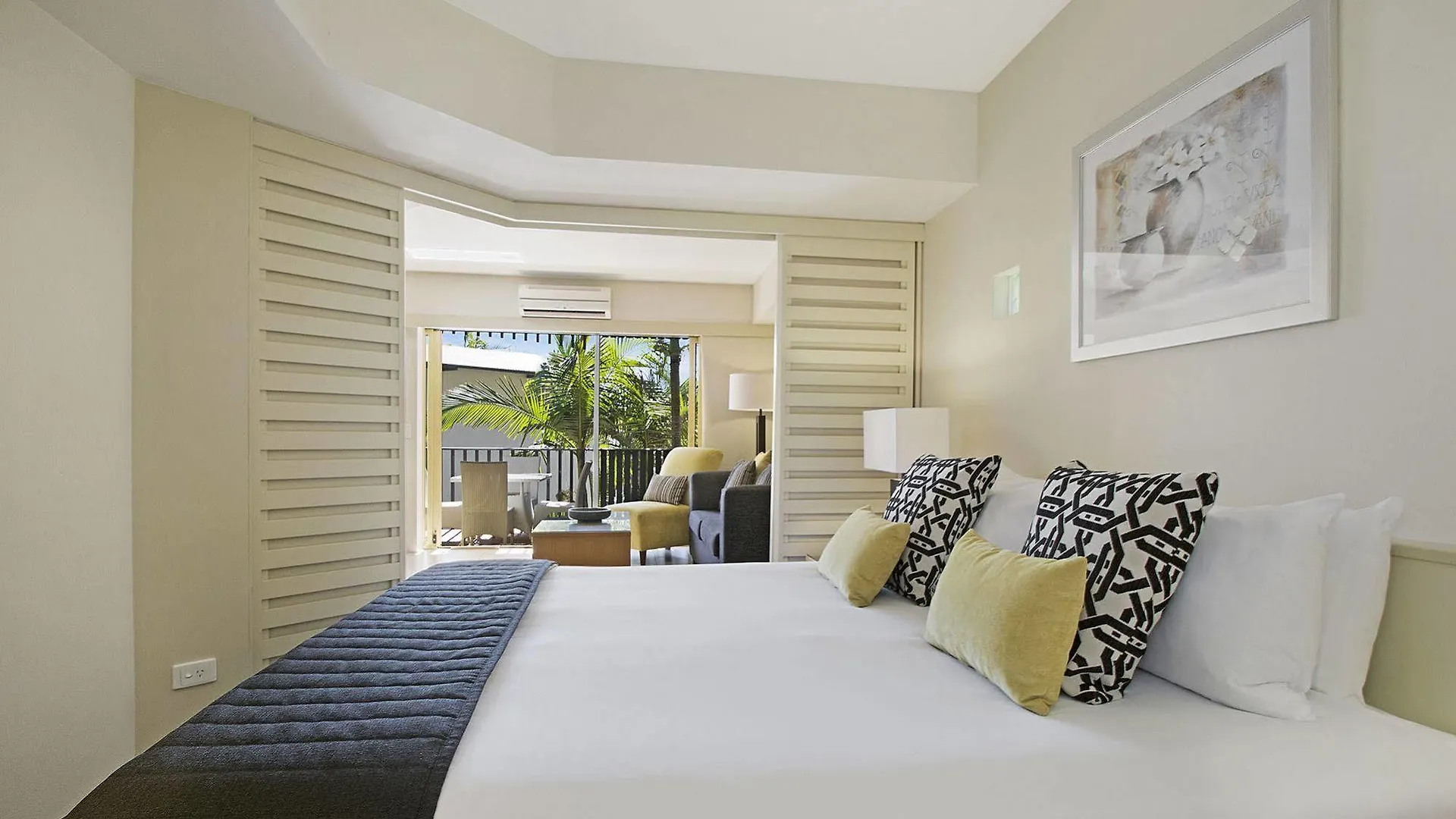 Mantra French Quarter Noosa Aparthotel